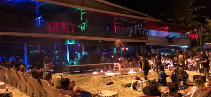 Slinky Beach Bar Phi Phi Island. Thailand